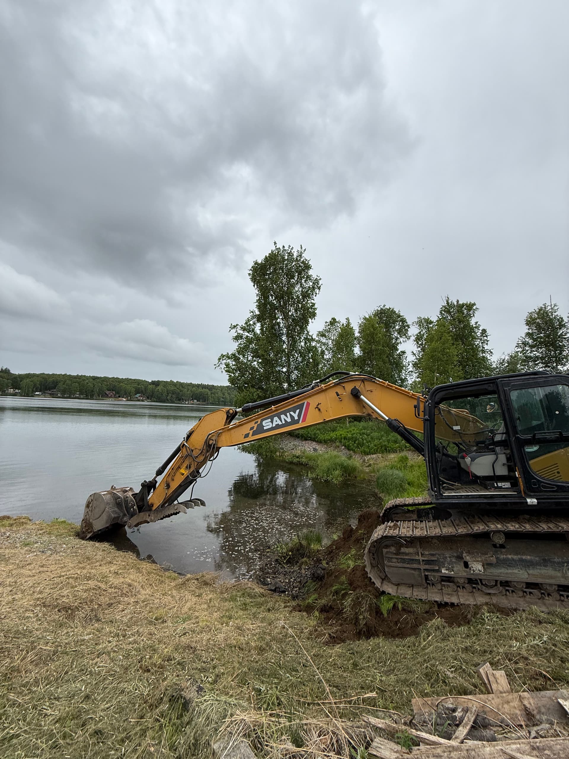 Gallery photos for Shoreline Slip Installation for Boats and Float Planes: Image #1